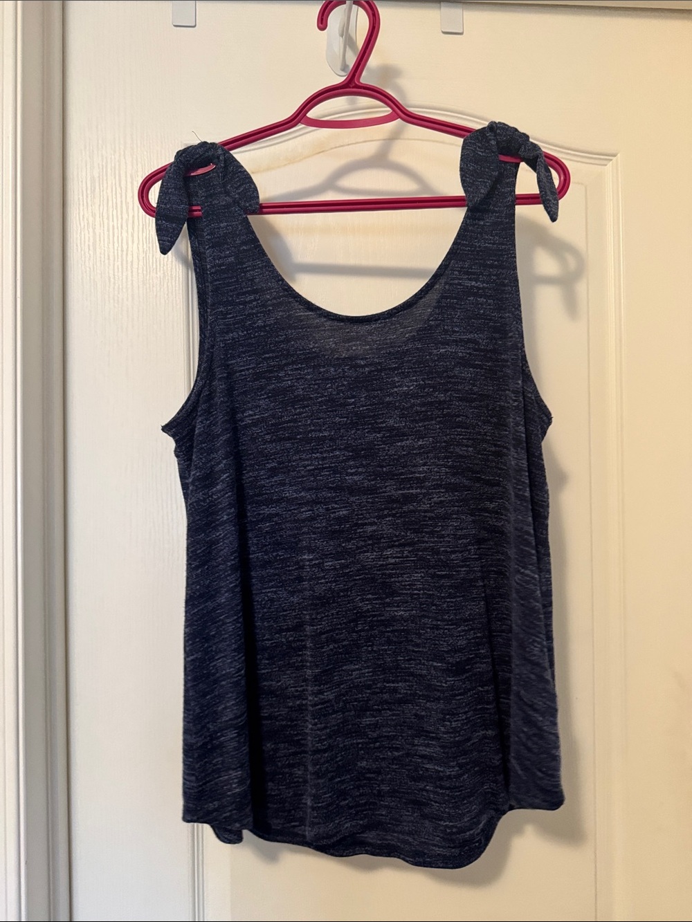 Reitmans Navy Heather Tie-Shoulder Tank Top